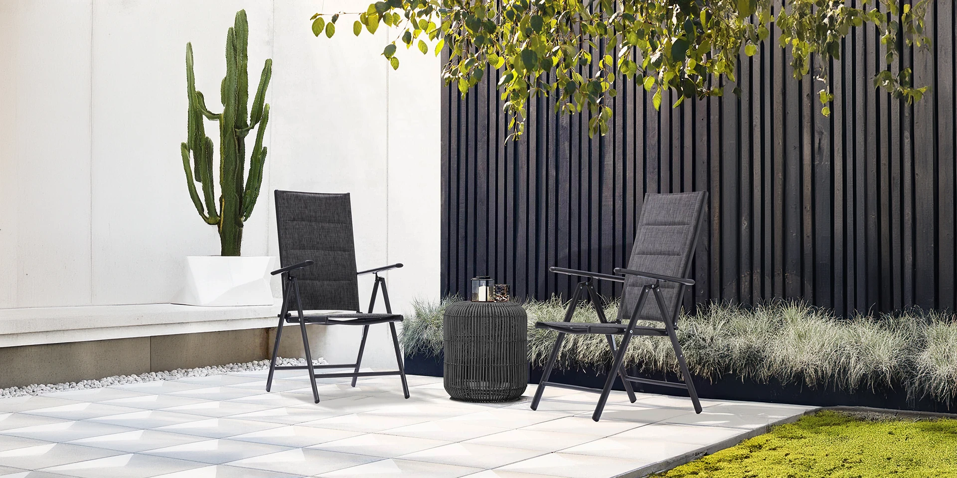 Outdoor Aluminum Stackable Reclining Dining Armchairs Pair with Side Table